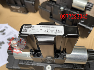 Van Parker D1FVE02CC0NL0314